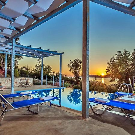 Zidanos Luxurious Sea Front Villa Marandokhórion Εξωτερικό φωτογραφία