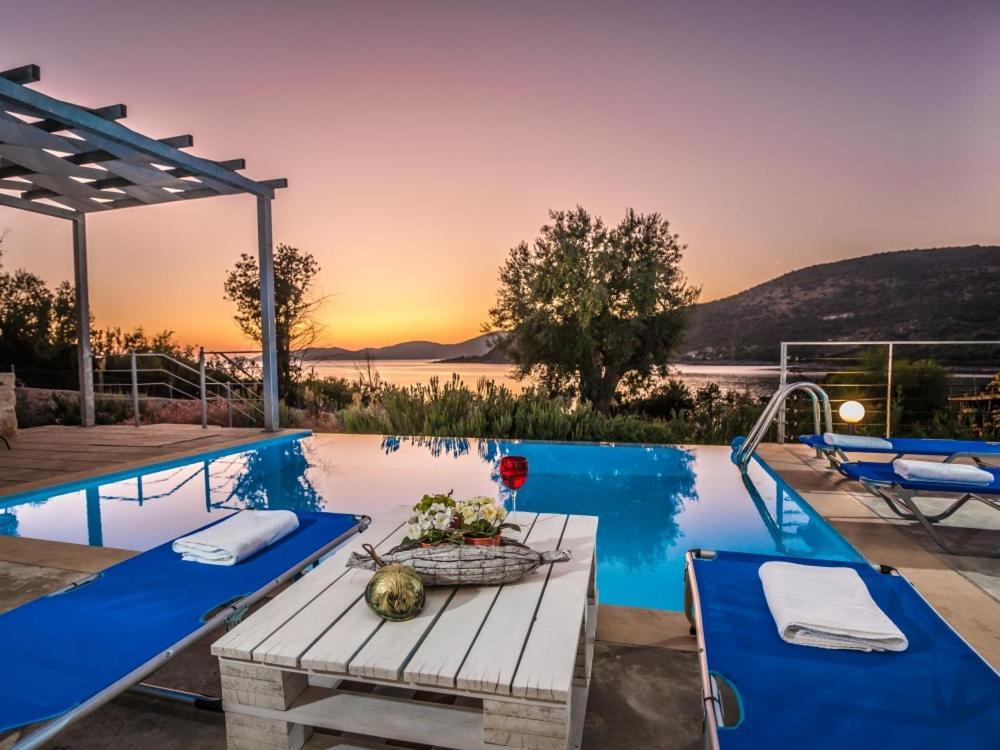 Zidanos Luxurious Sea Front Villa Marandokhórion Εξωτερικό φωτογραφία